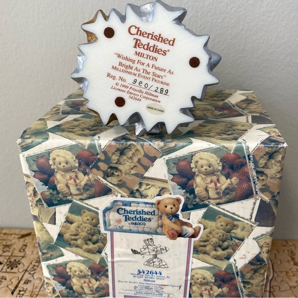 In box cherished teddies - Picture 2 of 2